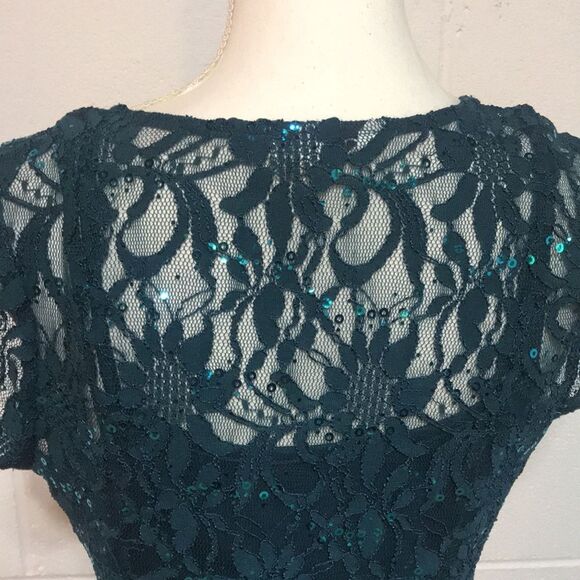 Speechless Sequin Dress Lg. - Picture 7 of 8